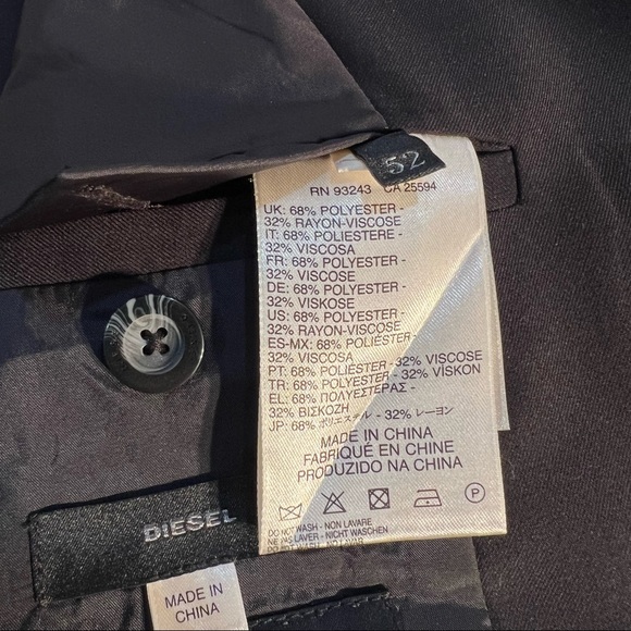 Mens black blazer by Diesel. Size 52 and fits like 42. Worn once. Nic condition - Picture 9 of 9